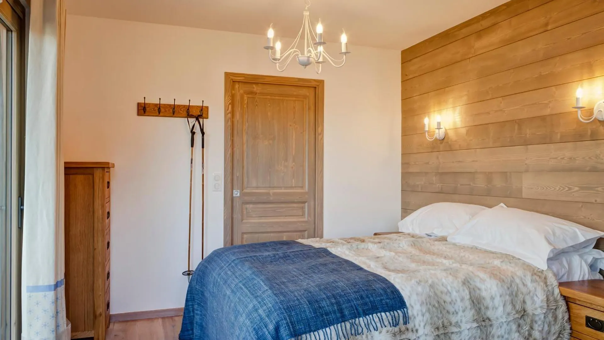 Appartement 12 Pers Avec Wifi Et Parking - La Tania - Fr-1-513-17 France