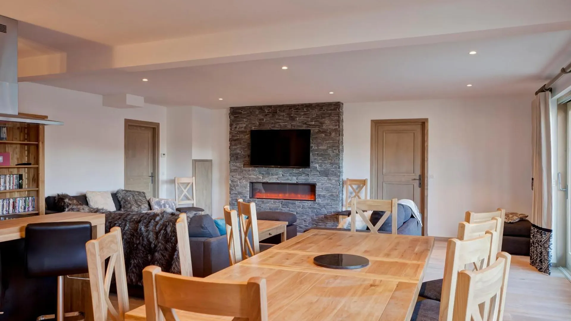 아파트 Appartement 12 Pers Avec Wifi Et Parking - La Tania - Fr-1-513-17 프랑스